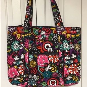 Vera Bradley Disney Mickey & Minnie Magical Blooms